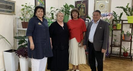 Встреча в КГМА имени И. Ахунбаева с представителями Национальной академии наук Казахстана