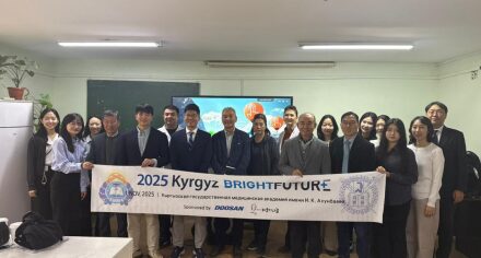 В Академии наук прошла международная встреча и лекции со специалистами Сеульского национального университета.